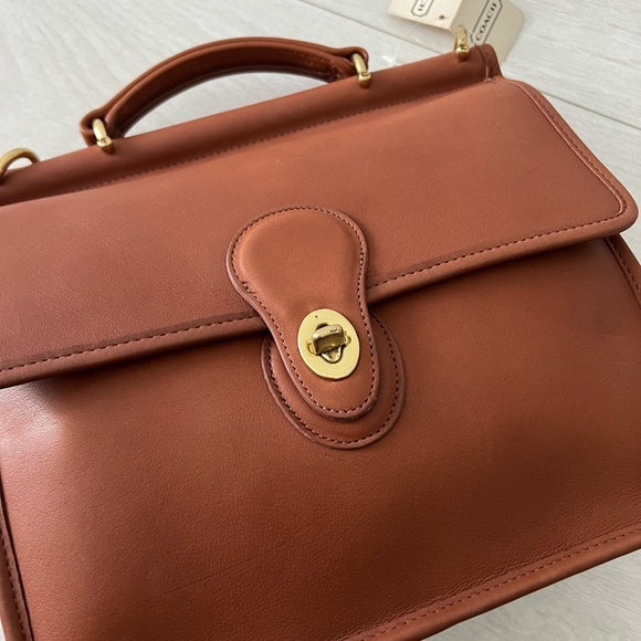 *SOLD LOCAL* COACH | Vintage Willis 9927 in British Tan - Picture 13 of 13